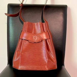 Louis Vuitton shoulder bag